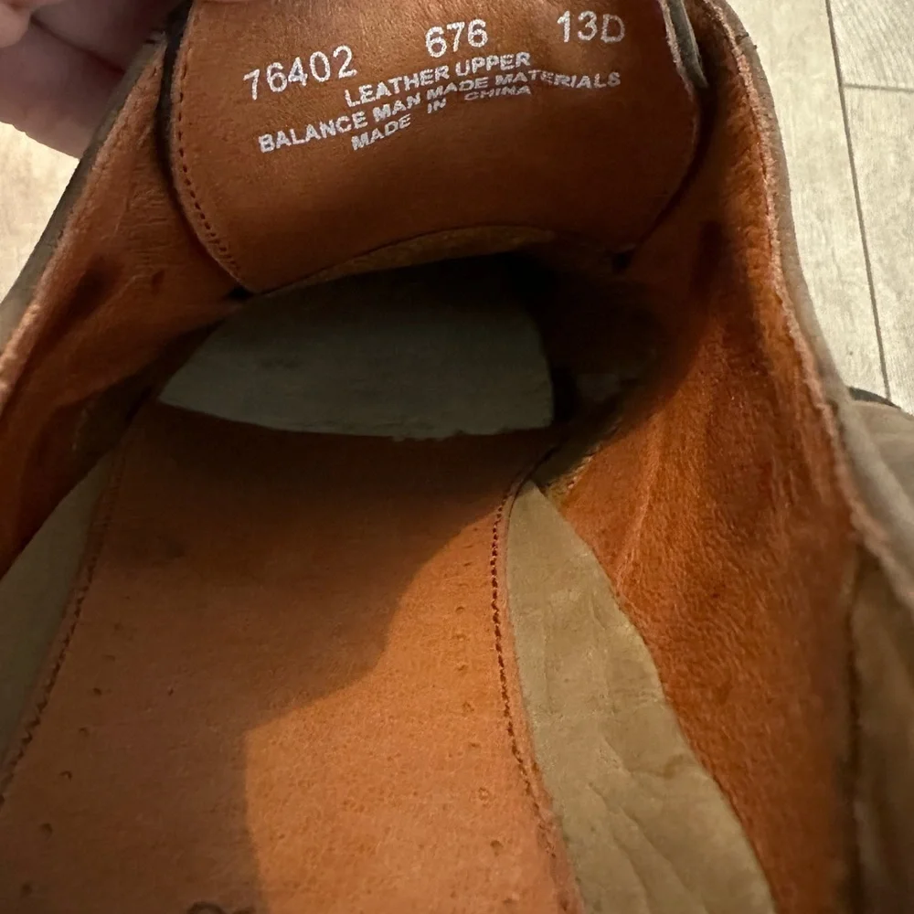 Trader Bay brown genuine